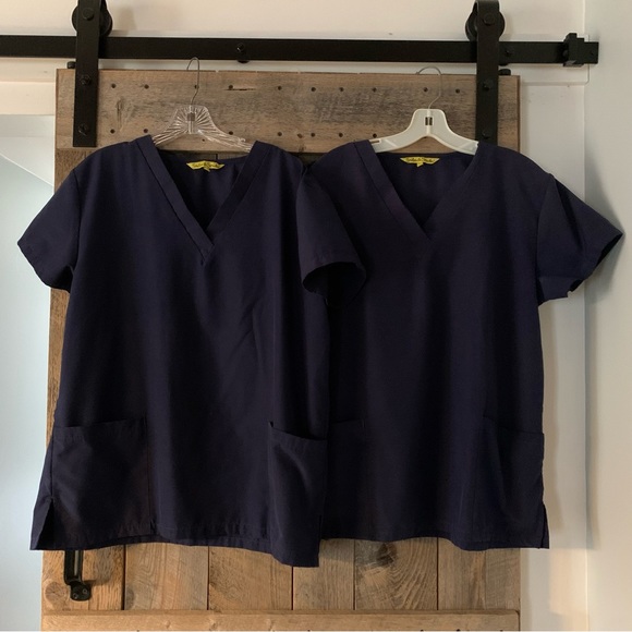 Women’s L SMILES & SCRUBS Navy Blue Cotton / Poly Short Sleeve V Neck Scrub Tops - Picture 1 of 13